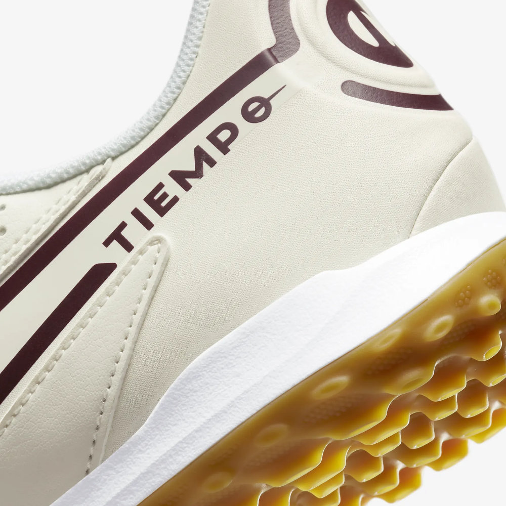 Nike Tiempo Legend 9 Academy TF – Sail/Dark Beetroot/Gum Light Brown