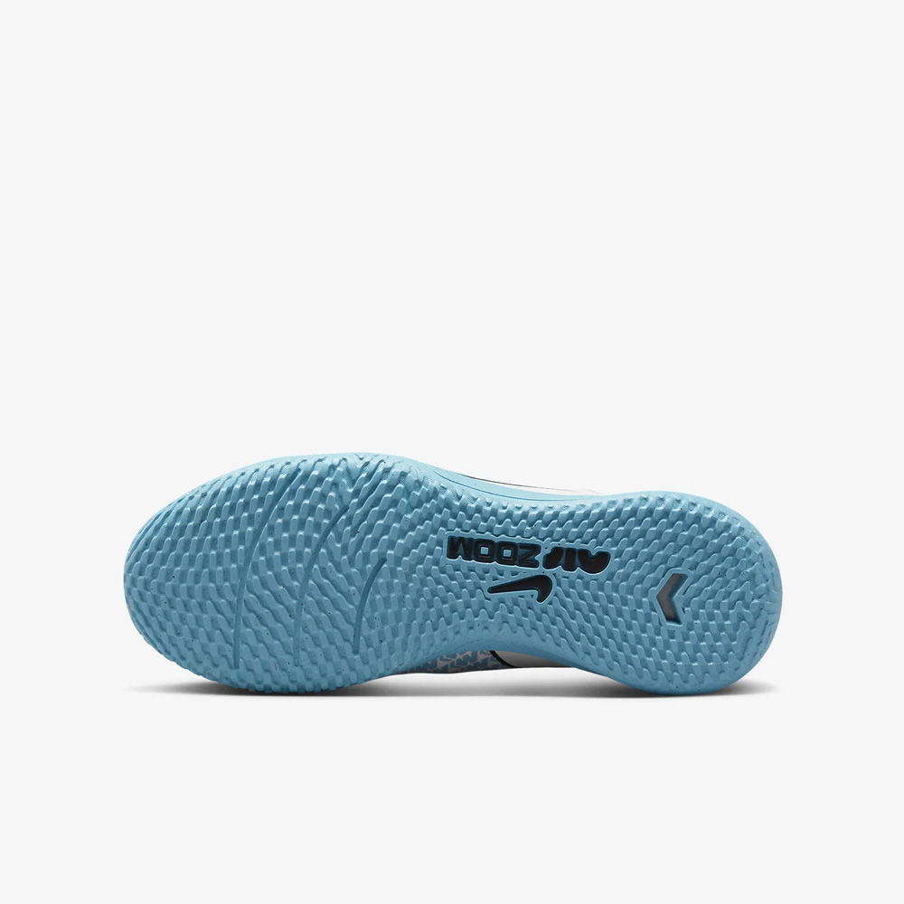 Nike Jr Zoom Vapor 15 Academy IC – White/Pink Blast/Baltic Blue